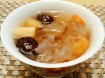 红糖苹果银耳汤