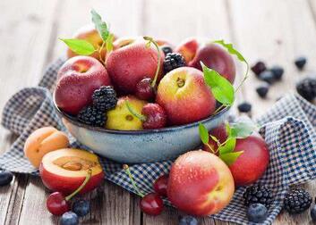 嘴巴上火起泡怎么办 孕妇上火吃什么水果好