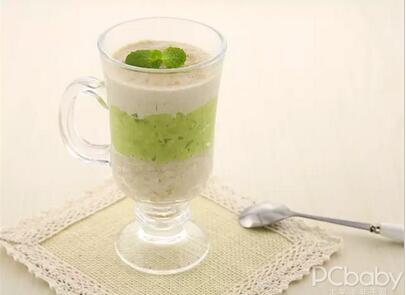 产后老得快？水果多吃牛油果抗衰老