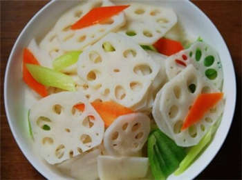 宝宝吃橄榄油好还是核桃油好