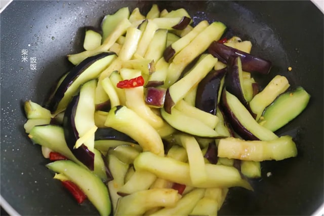西红柿烧茄子的做法