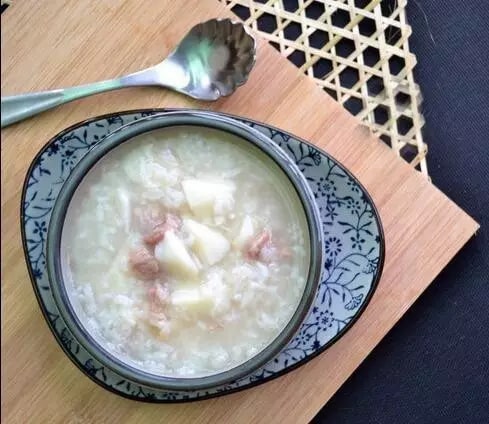 冬天给孩子煲这几种粥,孩子长高少生病