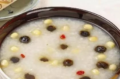 冬天给孩子煲这几种粥,孩子长高少生病